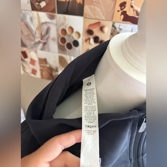 Lululemon Softstreme cinched waist jacket size 2 - Picture 8 of 9